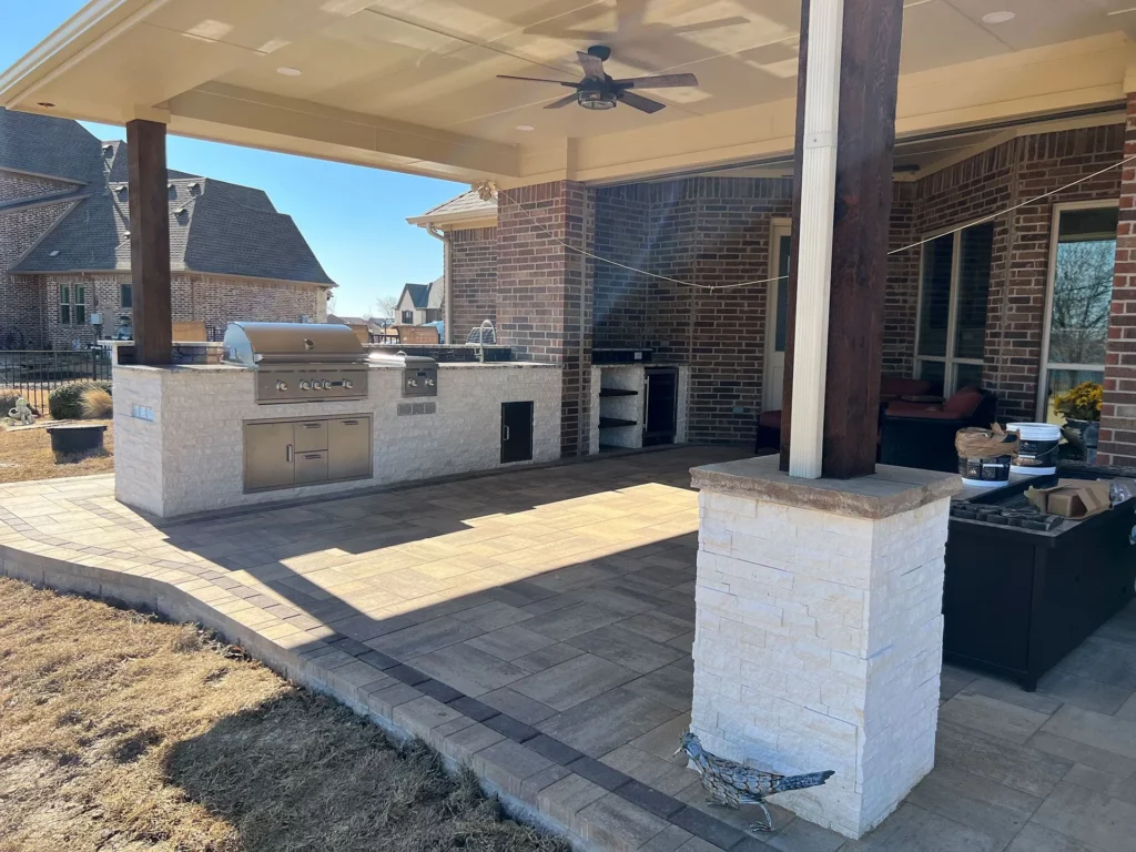 Paver Patio vs. Concrete Patio: Which Is Better for Texas Homes? Paver Patio vs. Concrete Patio: Which Is Better for Texas Homes?
